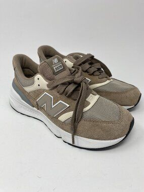 New Balance 997R Shoes Sneakers Boys 6 Mushroom Linen Running Walking Gym